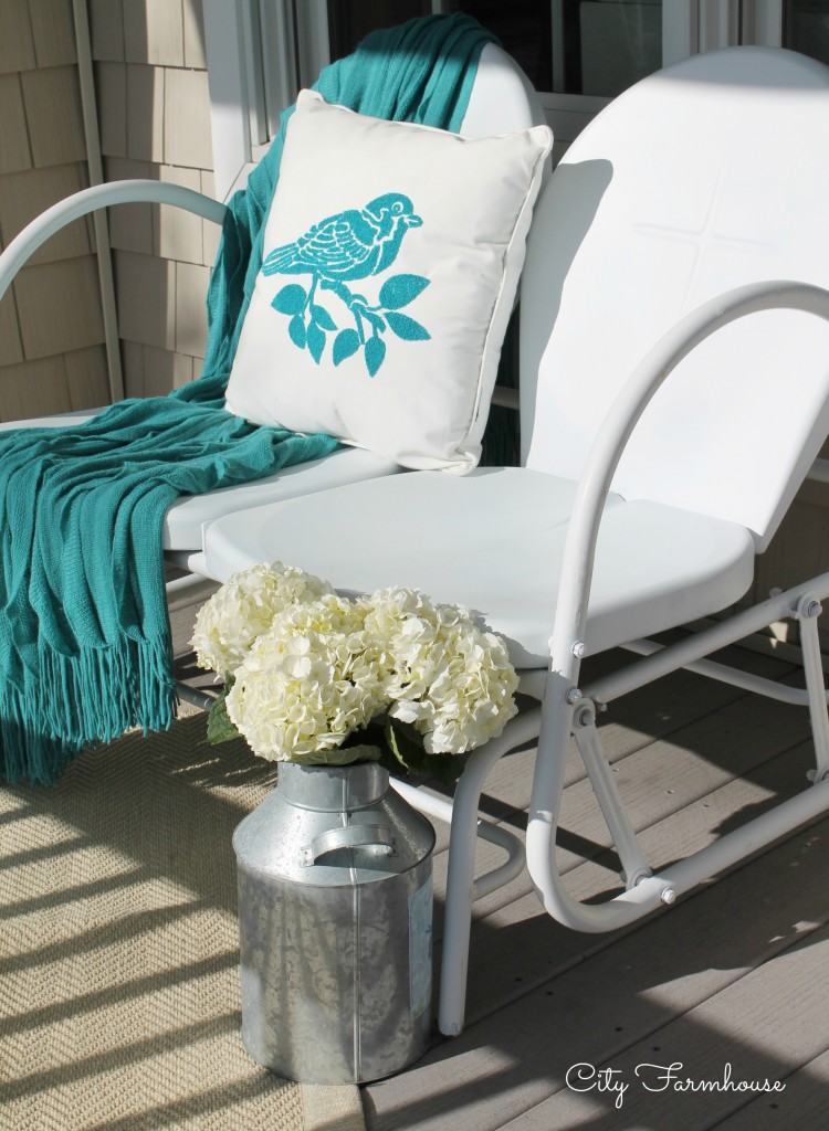 CF easy outdoor furniture makeover