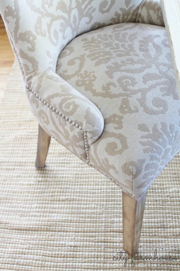 Easy makeover for your dark legged chairs-take them from tradional to rustic glam-City Farmhouse