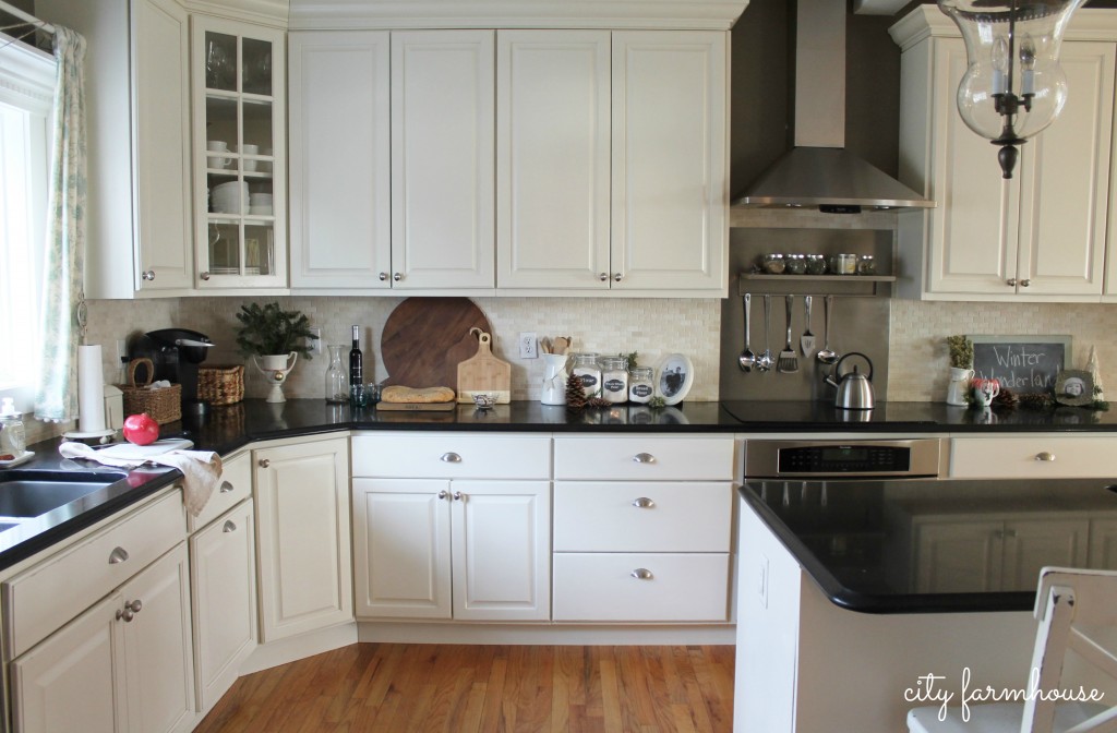 City Farmhouse Holiday Housewalk 2013 Kitchen-details