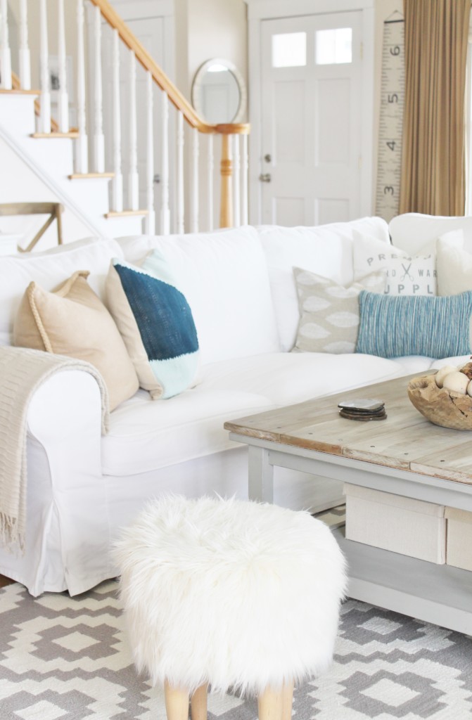 Coastal Farmhouse-get the look with pillows