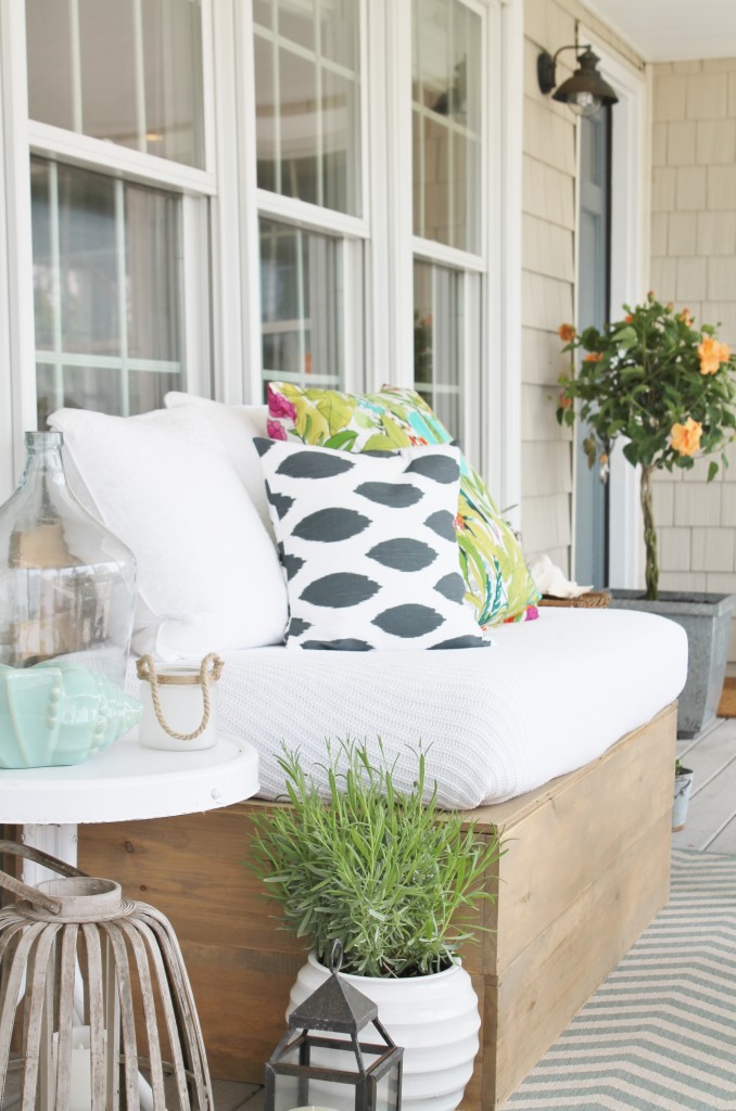 Summer Farmhouse Front Porch & DIY Sofa