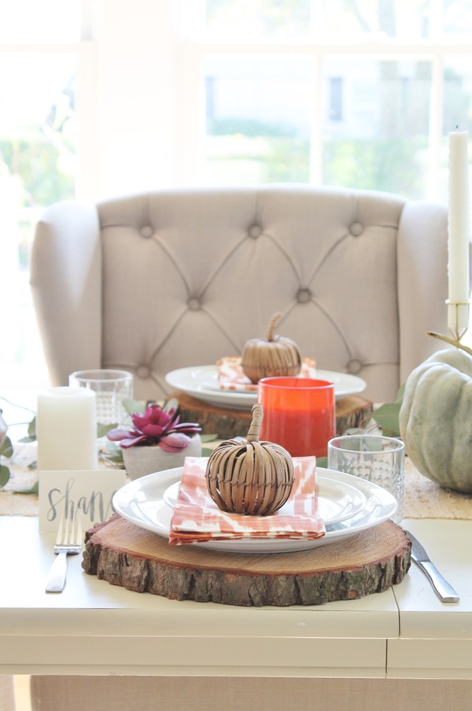 Rustic Chic Thanksgiving Tablescape Hop