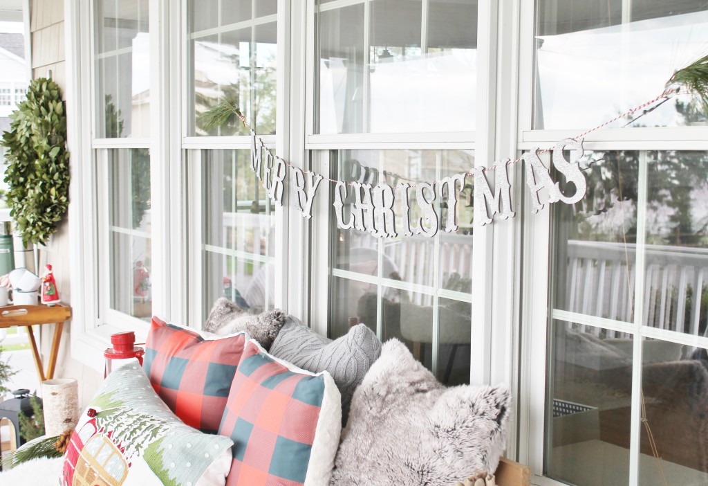 Hang a Holiday Banner Easy With Command Outdoor Hooks