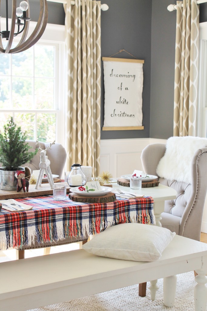 Lowes-Christmas-Dining-Room-049-683x1024