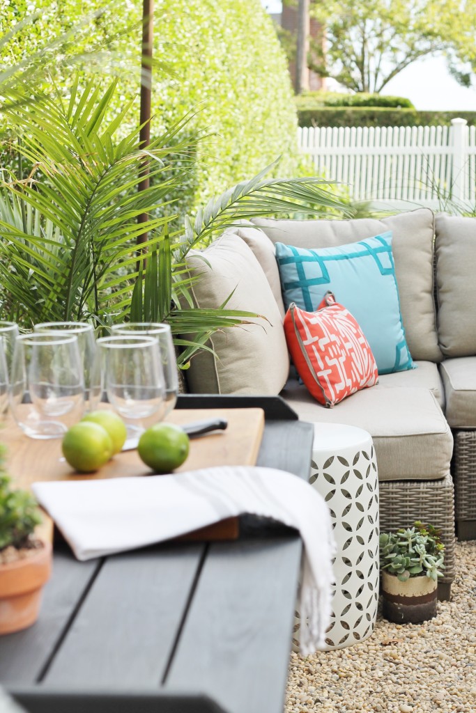 Hamptons Inspired Backyard Reveal-Creating a Functional Space for Outdoor Entertaining