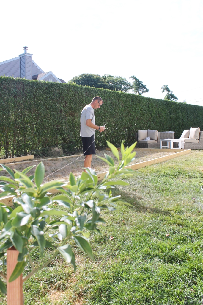 Pea Gravel Patio-Digging the Border