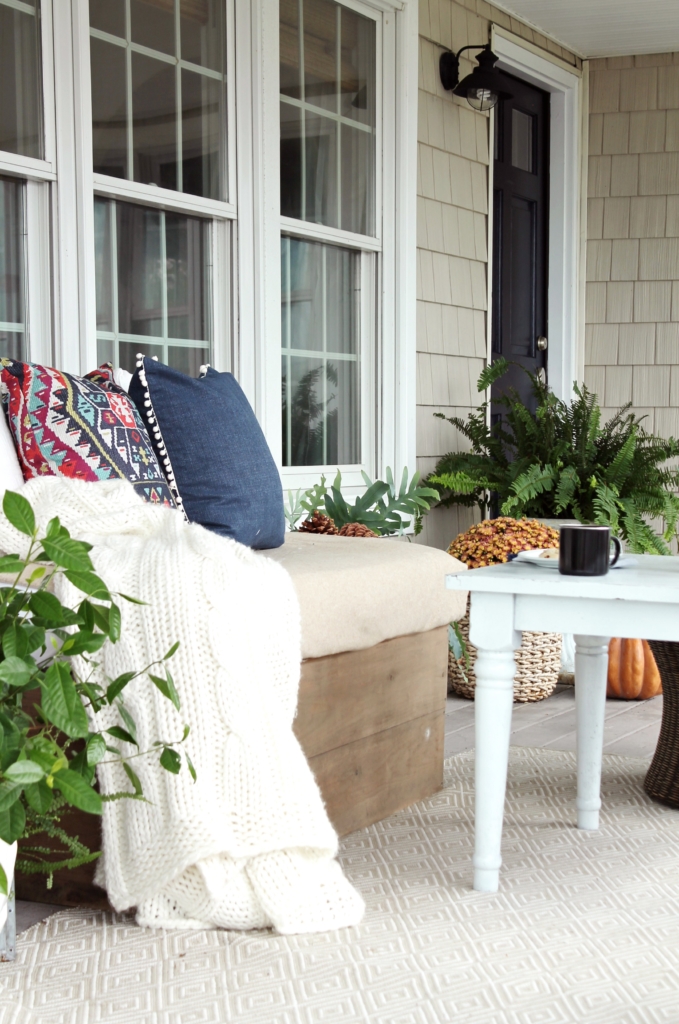 Farmhouse front porch bench hot sale