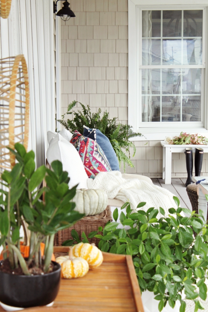 farmhouse-fall-porch-simple-updates