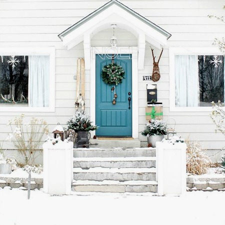 7 Ways To Add Christmas Charm For FREE
