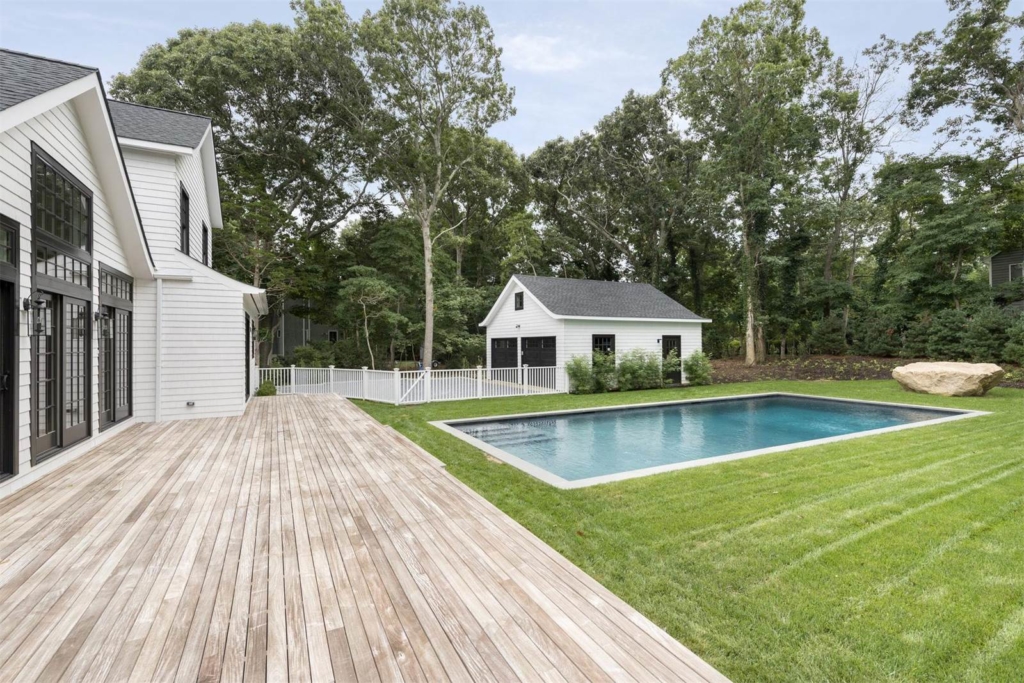 Hamptons Open House: New Construction Close To Beach in East Hampton