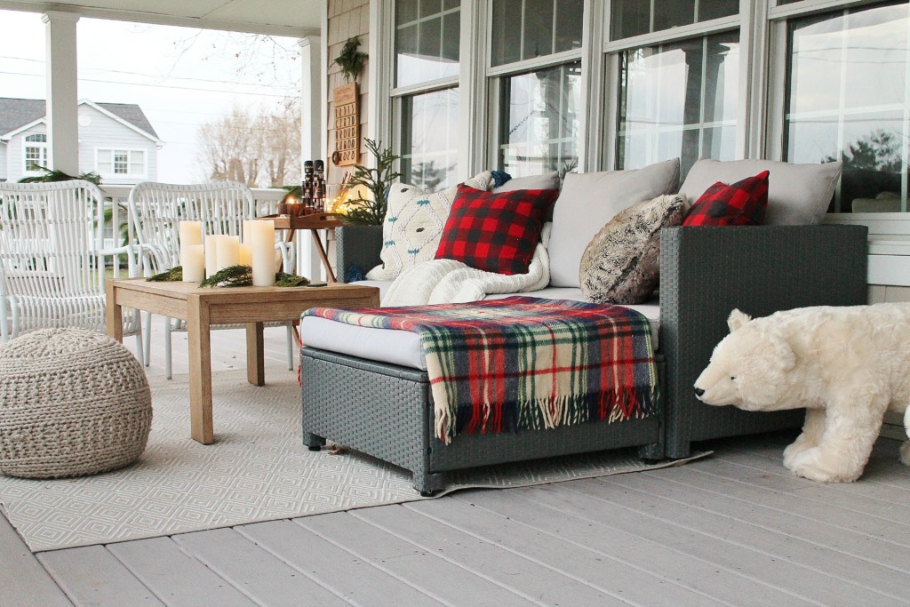 Holiday Housewalk: Woodland Inspired Front Porch With Balsam Hill