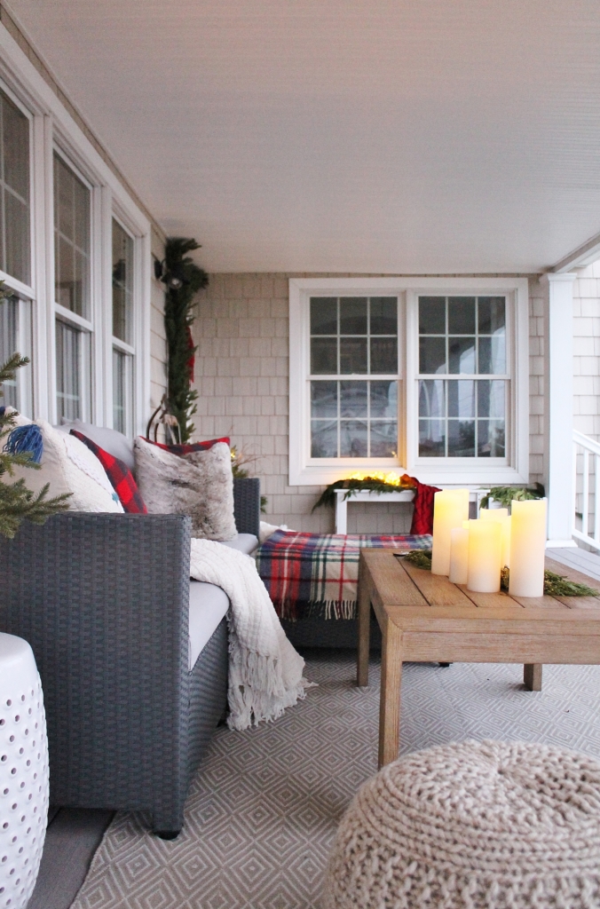 Holiday Housewalk: Woodland Inspired Front Porch