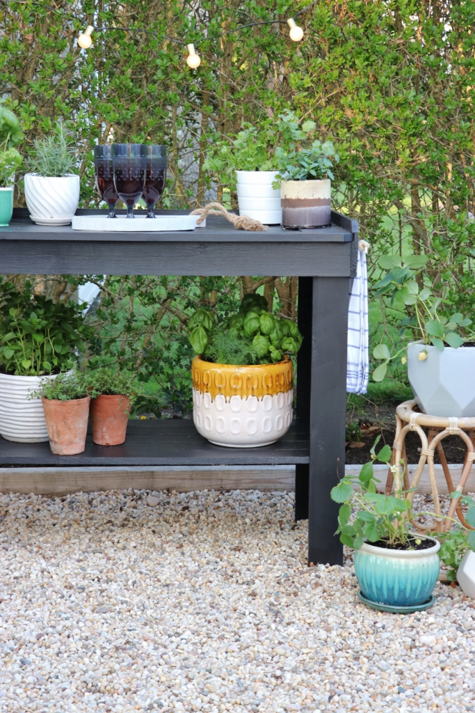 Outdoor Herb Bar: Give Your Summer Recipes A Little Something Extra