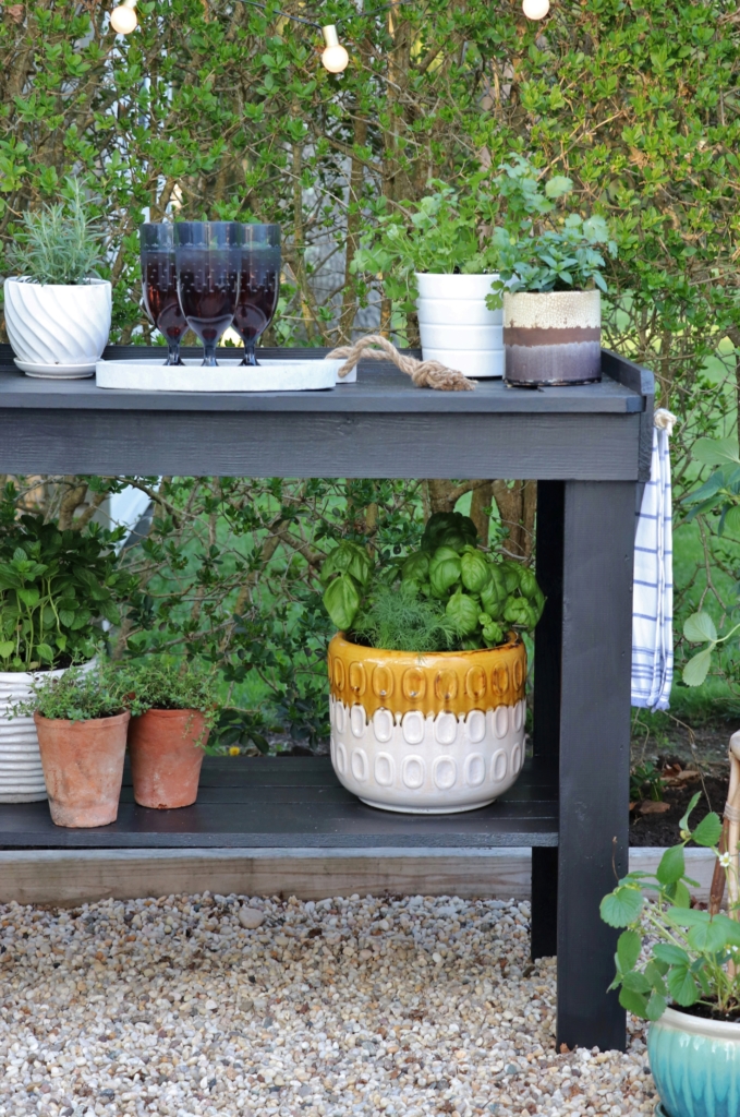 Summer Patio Outdoor Beverage Cart - Clean and Scentsible