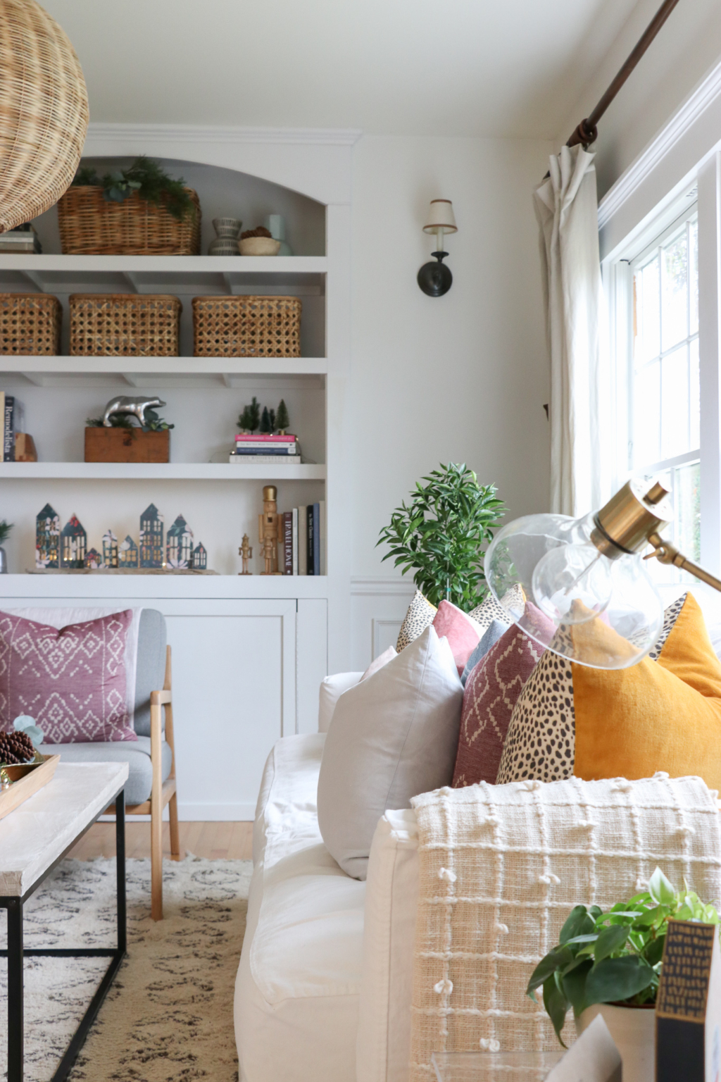 Aspen Inspired Holiday Housewalk-Christmas House Tour