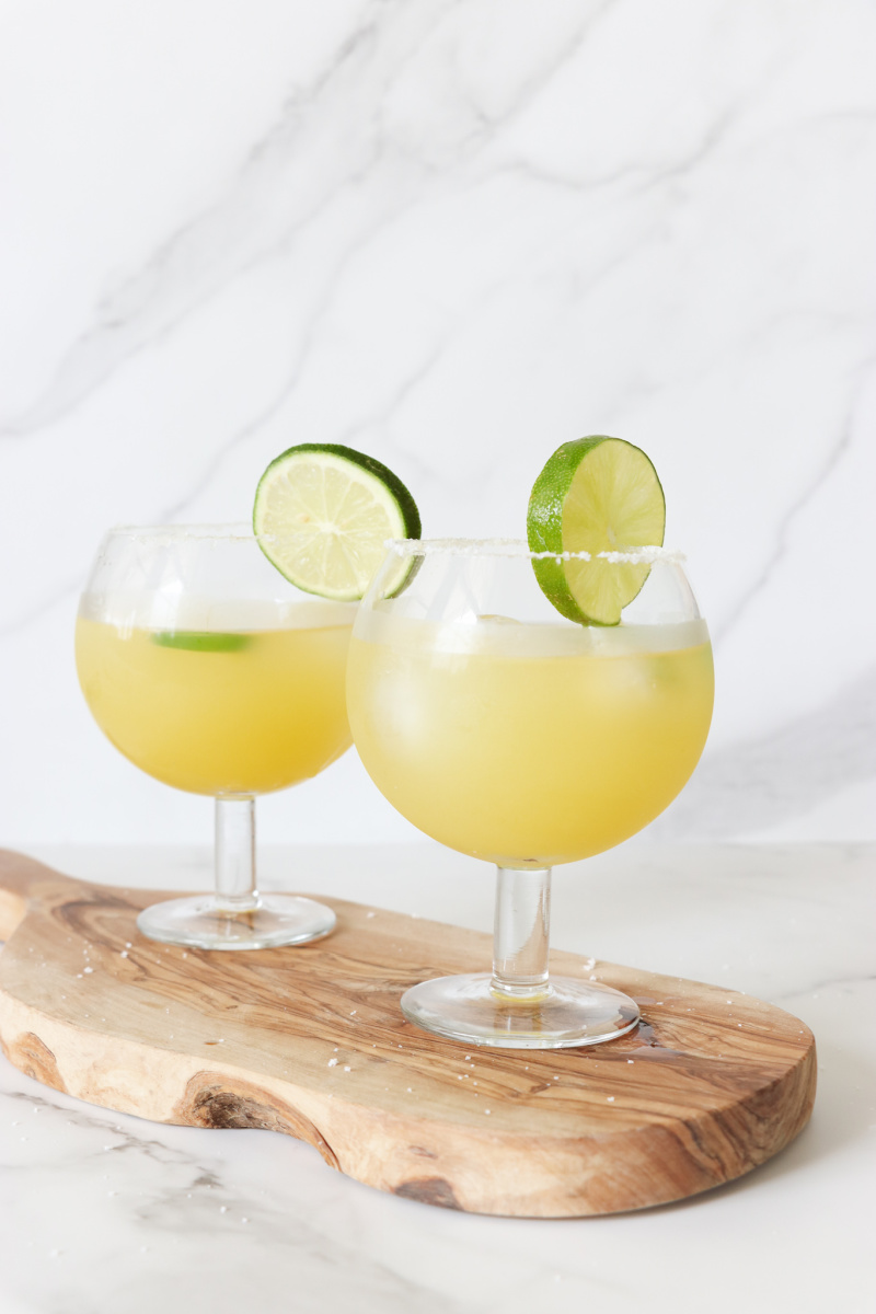 Spicy Pineapple Crush-The Perfect Summer Cocktail