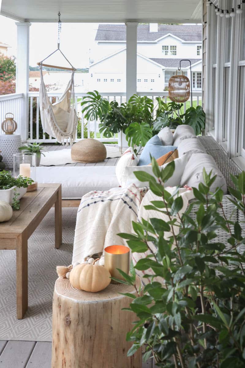 Easy Fall Front Porch Decorating Ideas