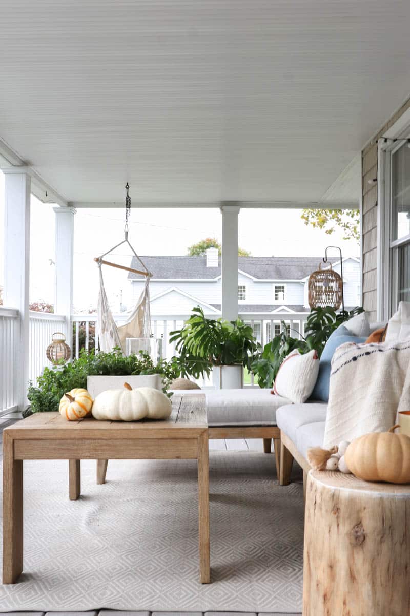 Easy Fall Front Porch Decorating Ideas