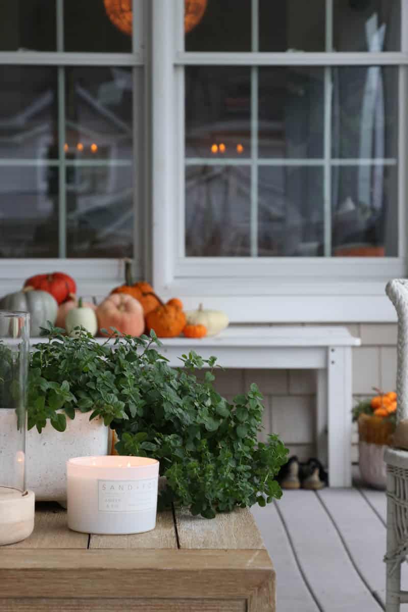 Easy Fall Front Porch Decorating Ideas