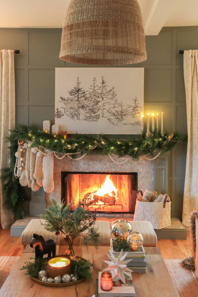 Holiday Housewalk-Natural Romance Christmas Tour