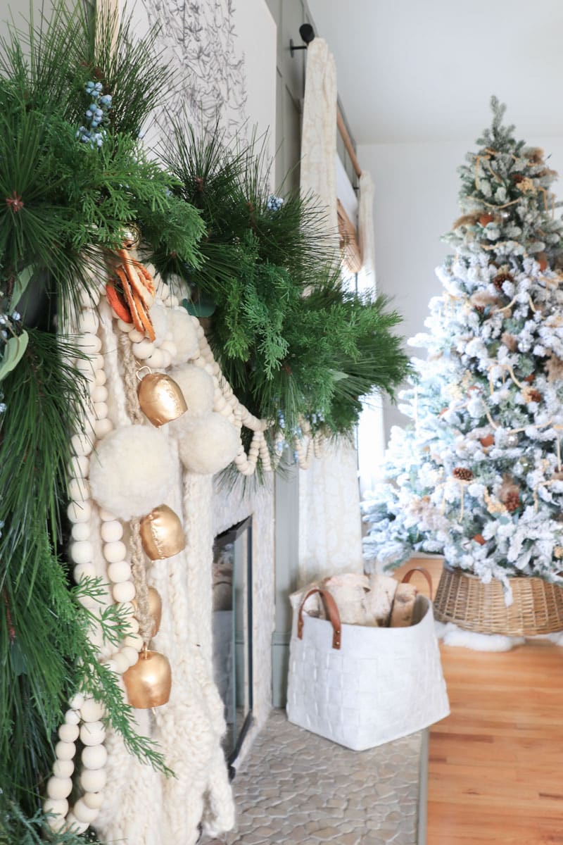 Holiday Housewalk-Natural Romance Christmas Tour- City Farmhouse