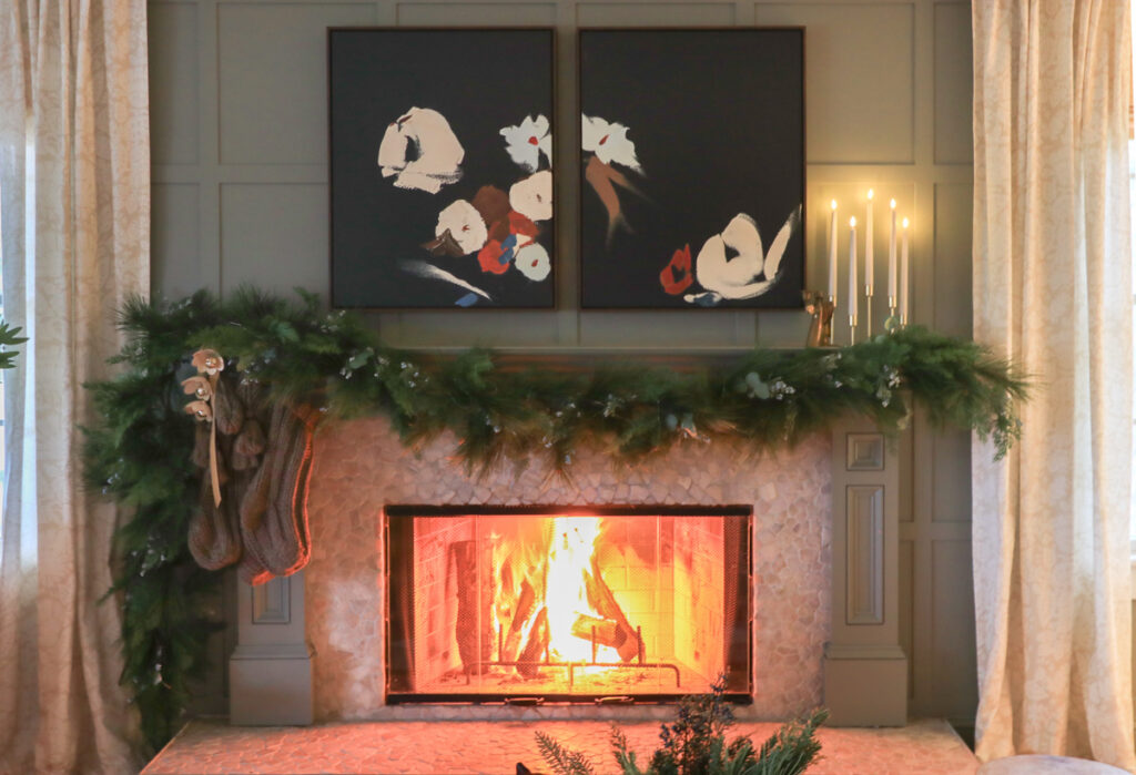 5 Simple Cozy Christmas Mantel Ideas