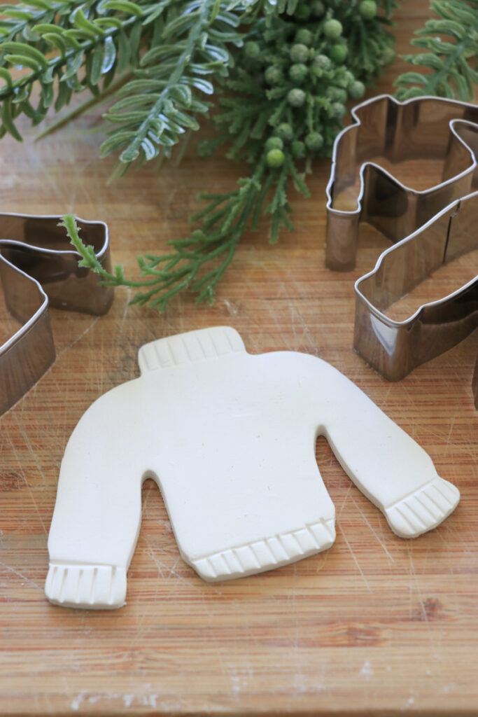 DIY Christmas Sweater Ornaments. City Farmhouse by Jennifer O'Brien