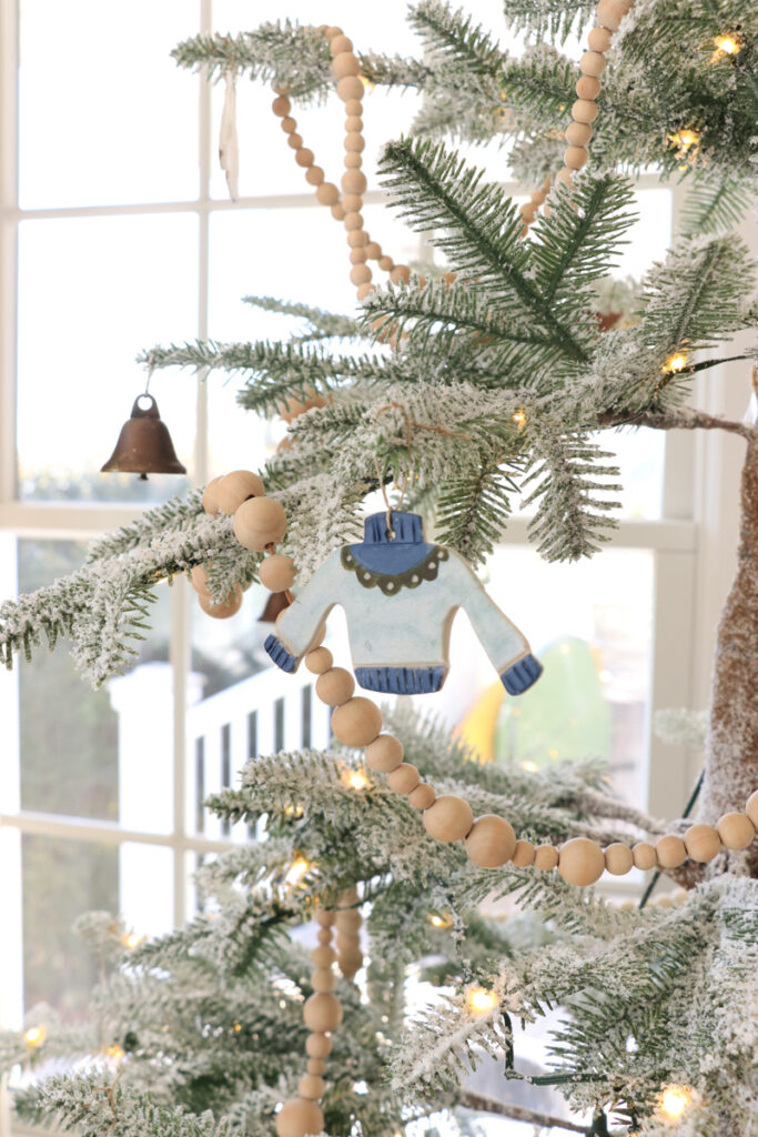 Cozy Coastal Christmas Tree. City Farmhouse by Jennifer O'Brien