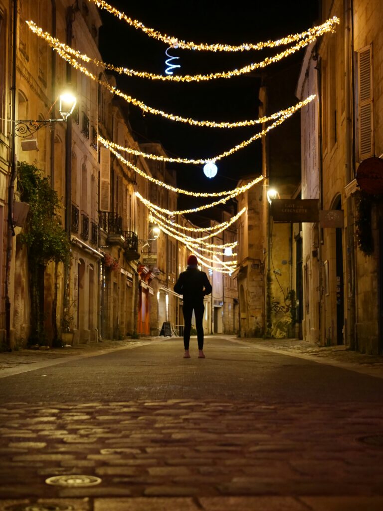 La Rachelle Stone Streets. Rafael Garcin Unspalsh